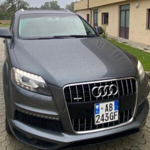 Rent a Audi Q7 in Tirana